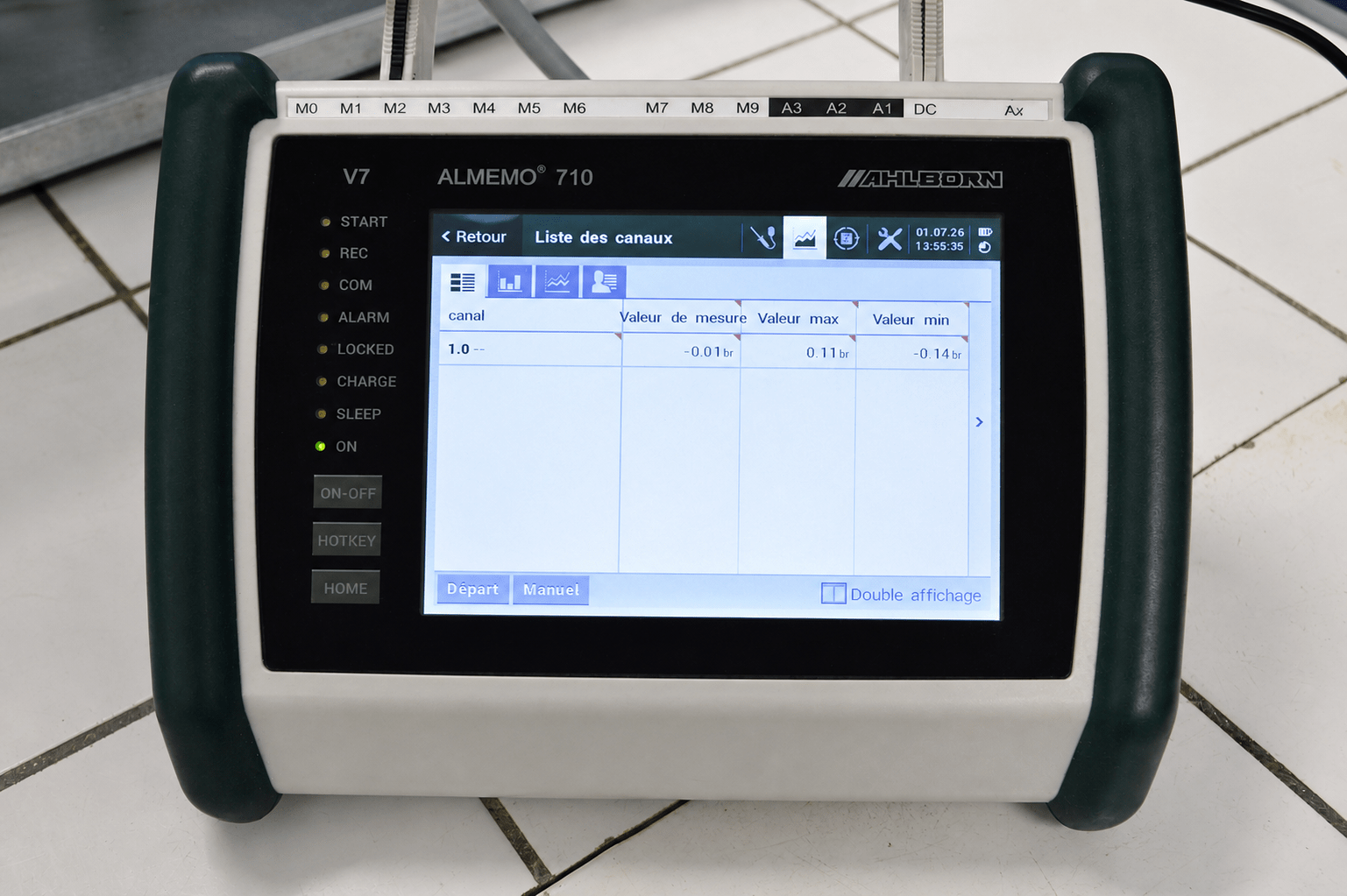Appareil d’acquisition utilisé pour suivre et interpréter un essai au laboratoire LEREM